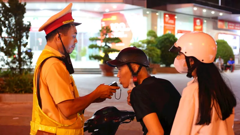 Mở đợt cao điểm kiểm tra giao thông, vi phạm quy định về nồng độ cồn