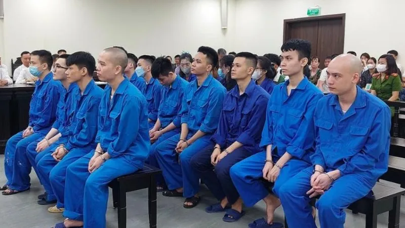 21 người trong đường dây rửa tiền xuyên quốc gia lãnh án