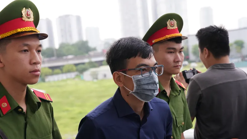 Bị cáo Lê Hải Trà: “Tôi đã chủ quan, thiếu cẩn trọng do tin vào những chốt chặn”