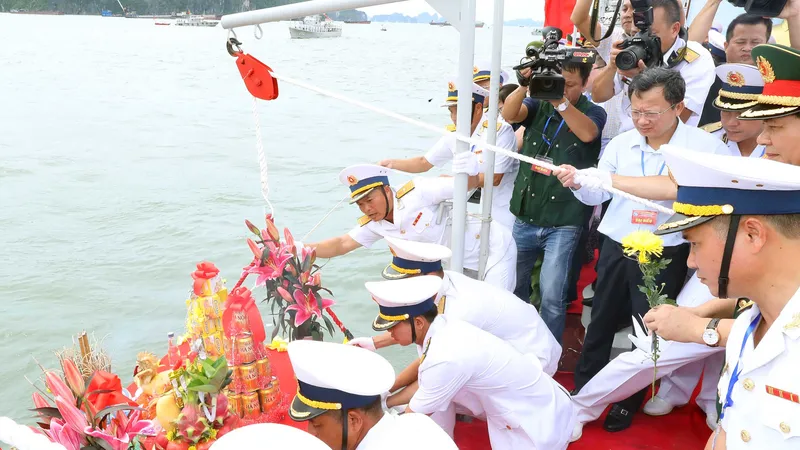 Lễ tưởng niệm 78 cán bộ, chiến sĩ hải quân hy sinh trong sự kiện Chiến thắng trận đầu