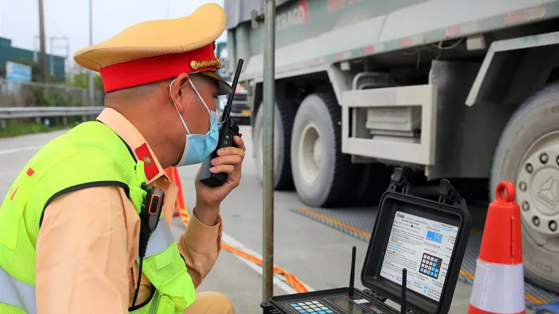 Thời điểm công an tiếp nhận hồ sơ sát hạch giấy phép lái xe