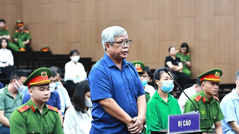 Cựu Thứ trưởng Bộ TN-MT Nguyễn Linh Ngọc được đề nghị 30-36 tháng tù nhưng cho hưởng án treo