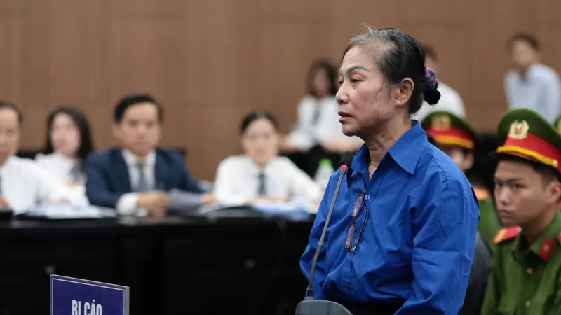 Đề nghị tuyên phạt bị cáo Hoàng Thị Thúy Lan 14-15 năm tù