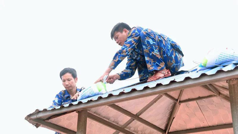 Vùng 1 Hải quân trực 100% quân số sẵn sàng ứng phó với bão số 3