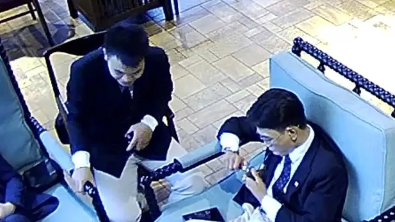 Hà Nội: Bắt giam "tổng tài" trong vụ gây rối tại quán cà phê