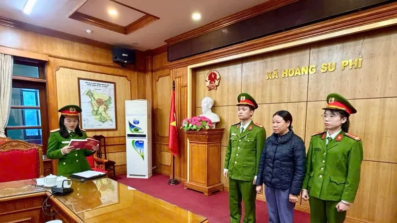 Tuyên Quang: Khởi tố Phó Giám đốc Trung tâm Hành chính công xã Hoàng Su Phì