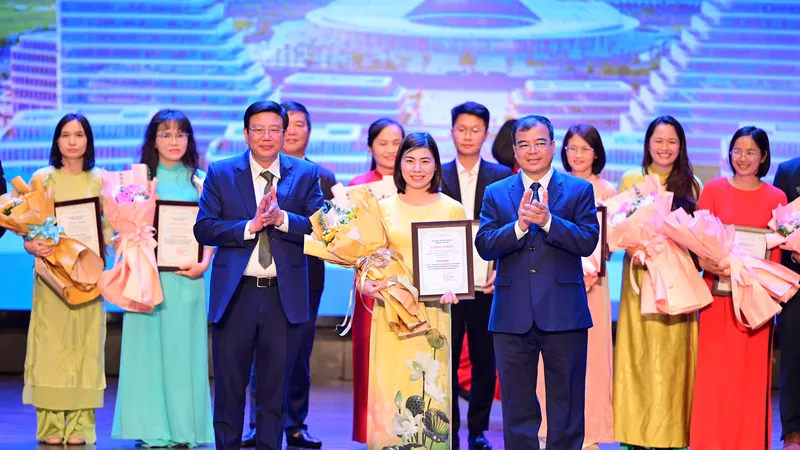 Hải Phòng trao giải cuộc thi viết về cải cách hành chính trong hệ thống xã, phường