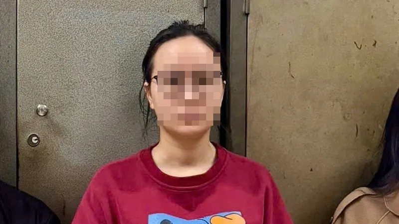 Tạm giữ á khôi cuộc thi sắc đẹp với cáo buộc môi giới mại dâm