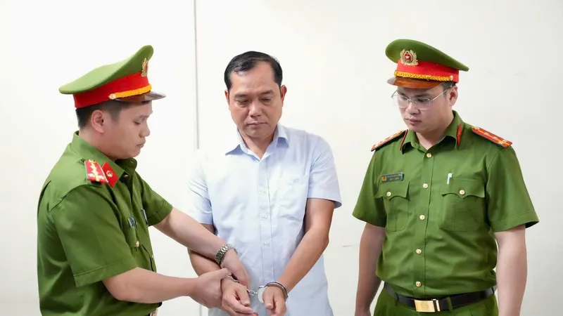 Vụ “xã hội đen” núp bóng doanh nghiệp ở Phú Thọ, bắt cựu Phó Chủ tịch TP Vĩnh Yên (trước đây)