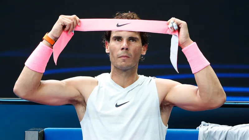 Nadal sẵn sàng trao lại ngôi Nhà vua cho Federer?