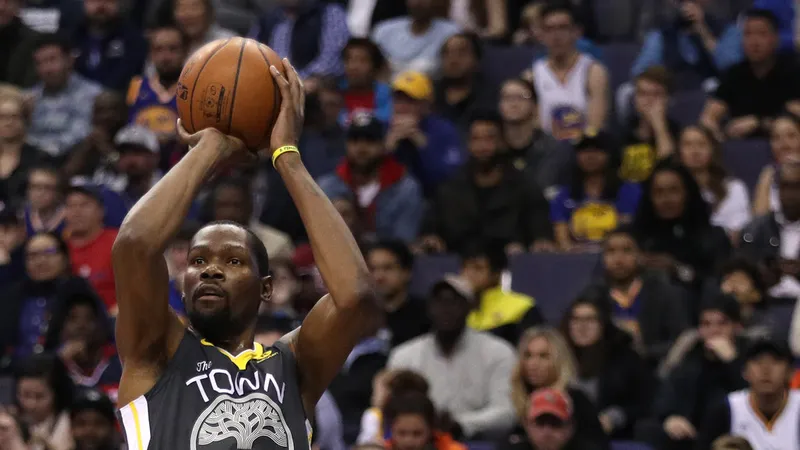 Không có KD và các "hảo thủ", Warriors liền thất thủ trước Kings