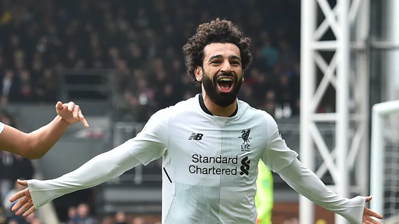 Salah ăn mừng sau khi ghi bàn vào lưới Crystal Palace, anh được nhiều người Ai Cập bầu làm Tổng thống