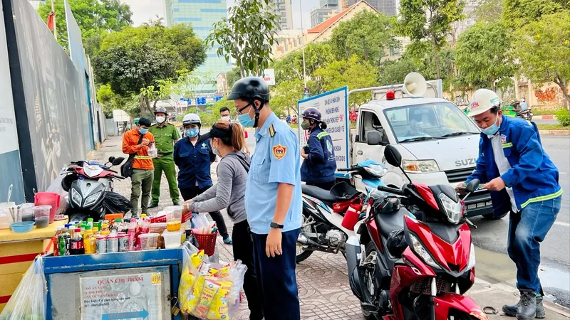 TP Nha Trang xử lý các trường hợp lấn chiếm vỉa hè