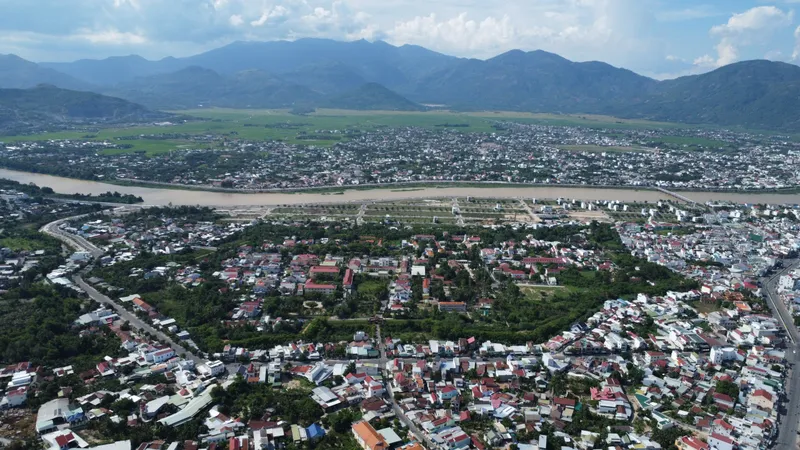 Khánh Hòa: Quy hoạch Diên Khánh thành đô thị trung tâm kinh tế đa ngành