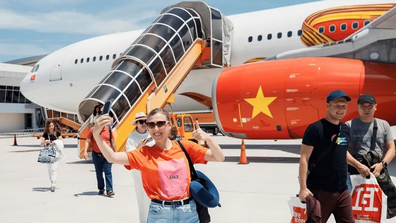 Sắp có chuyến bay thẳng từ Ba Lan đến Cam Ranh