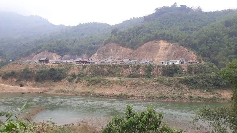Thanh Hóa: Lật thuyền trên sông Mã, ba thành viên trong một gia đình mất tích