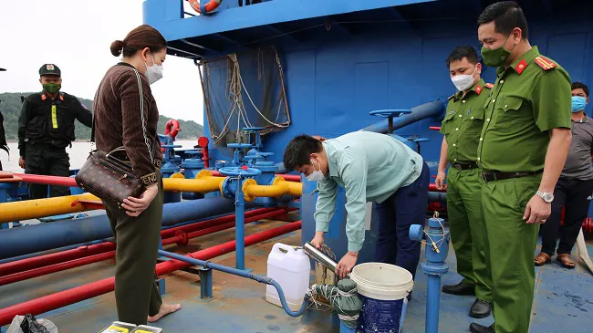 Nghệ An: Phát hiện 1 triệu lít xăng không rõ nguồn gốc xuất xứ