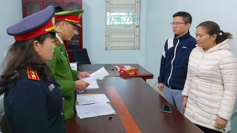 Bắt giam Giám đốc Trung tâm Đăng kiểm xe cơ giới 36-08D, Thanh Hóa
