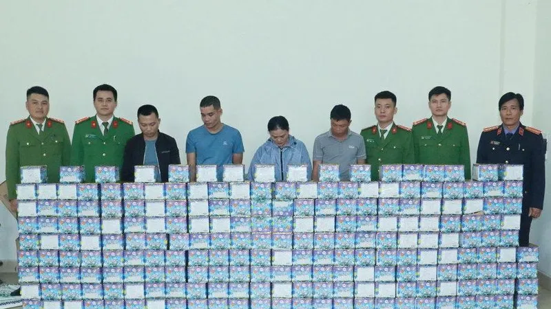 “Nóng” các vụ buôn bán pháo dịp cuối năm