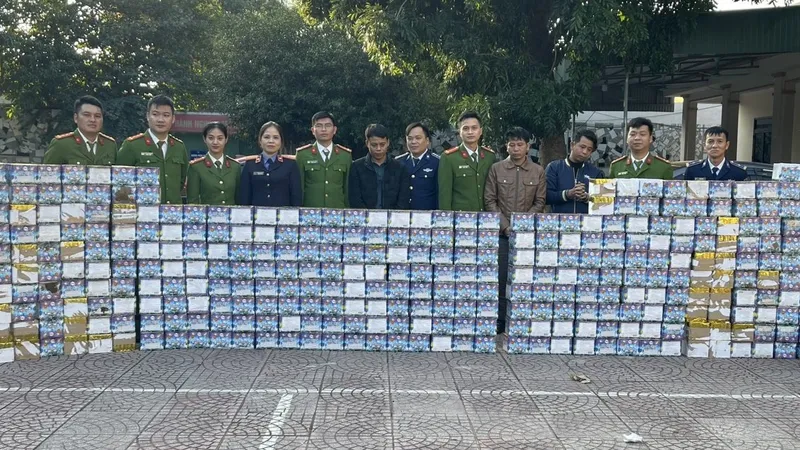Phá 2 chuyên án “khủng”, thu giữ gần 2 tấn pháo