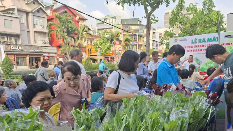 Hội Nông dân TPHCM ra mắt “Điểm cung ứng nông sản sạch, an toàn” 