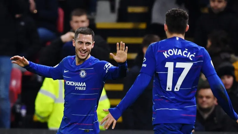 Hazard đã tặng quà cho Chelsea trong ngày lễ tặng quà