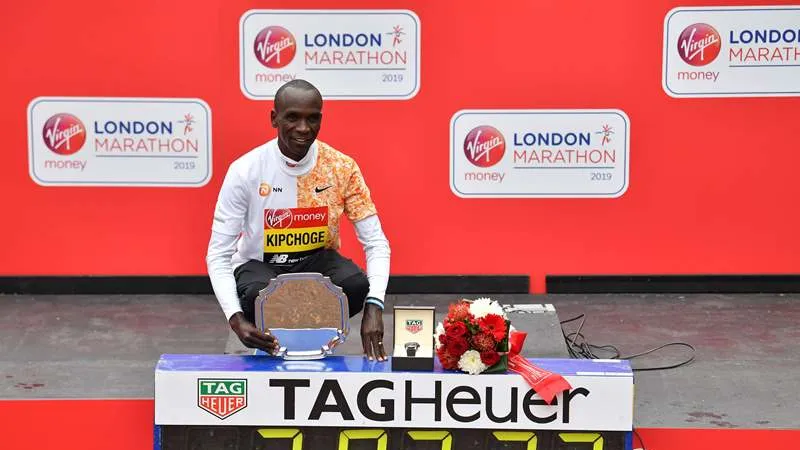 Eliud Kipchoge và thành tích kỷ lục