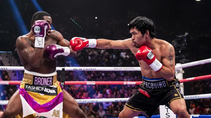 Khi Pacquiao bắt đầu ra quyền, ai cũng phải chạy vòng quanh