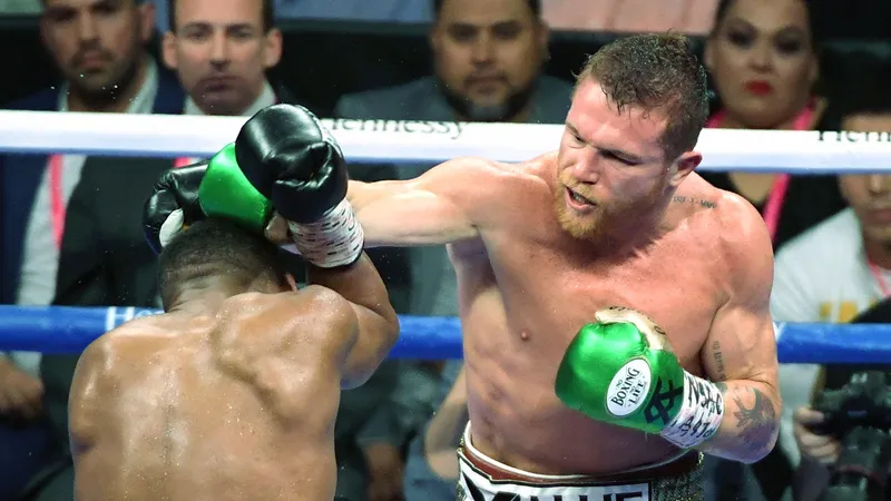 Canelo trở thành nhà vô địch nhượng quyền của WBC