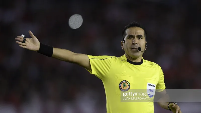 Trọng tài FIFA Raul Orozco