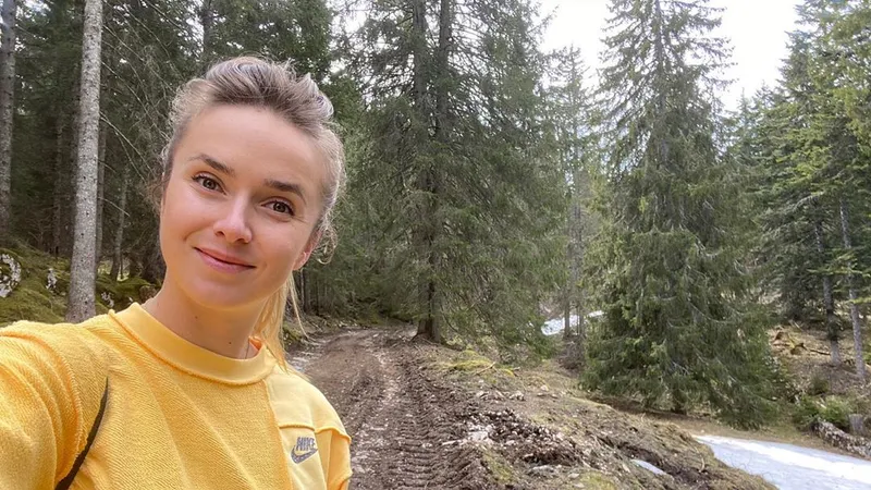 Svitolina đang cách ly ở vùng núi Thụy Sỹ cách biệt