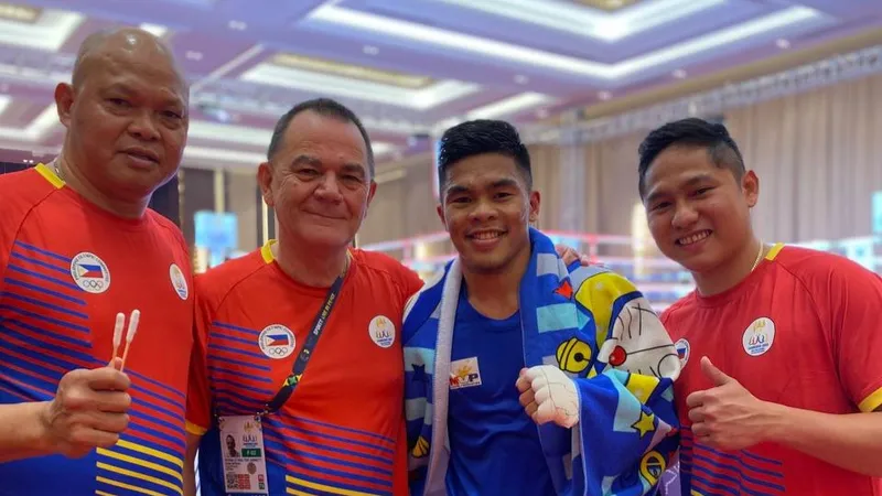 Paalam và Ban buấn luyện