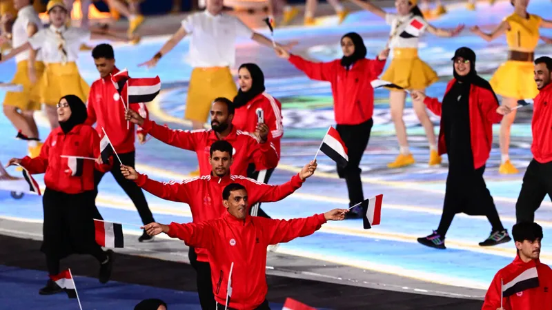 Đoàn thể thao Yemen diễu hành trong lễ khai mạc ASIAD 19