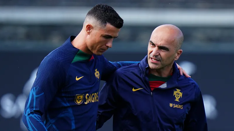 Ông Martinez và Ronaldo