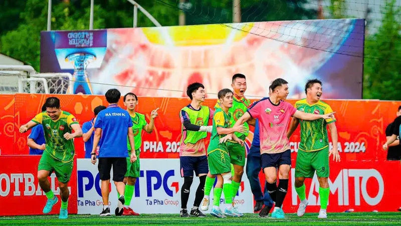 Đoàn kết là chìa khóa sức mạnh của Hà Tĩnh FC. Ảnh: ĐOÀN NHẬT