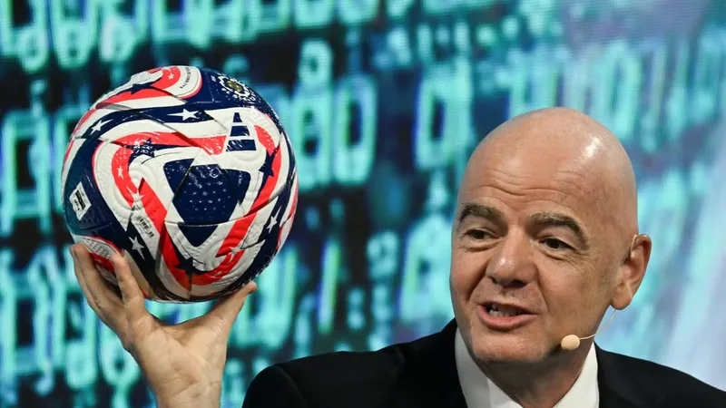 Chủ tịch FIFA - ông Infantino
