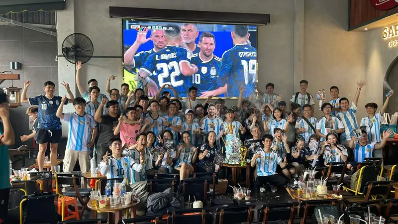 Cộng đồng Fan Leo Messi Việt Nam tổ chức mừng sinh nhật thần tượng tại TPHCM