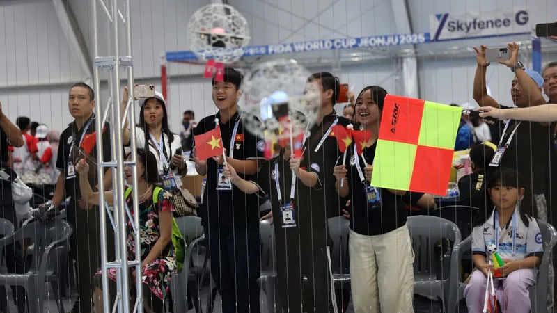 Drone Soccer Việt Nam – HDFPV được vinh danh tại FIDA World Cup 2025