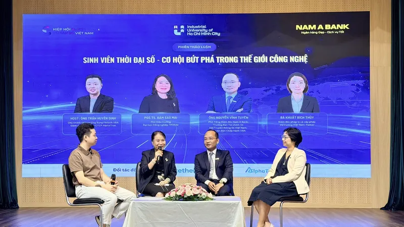 Sinh viên có nhiều cơ hội bứt phá trước những biến chuyển của đời sống công nghệ