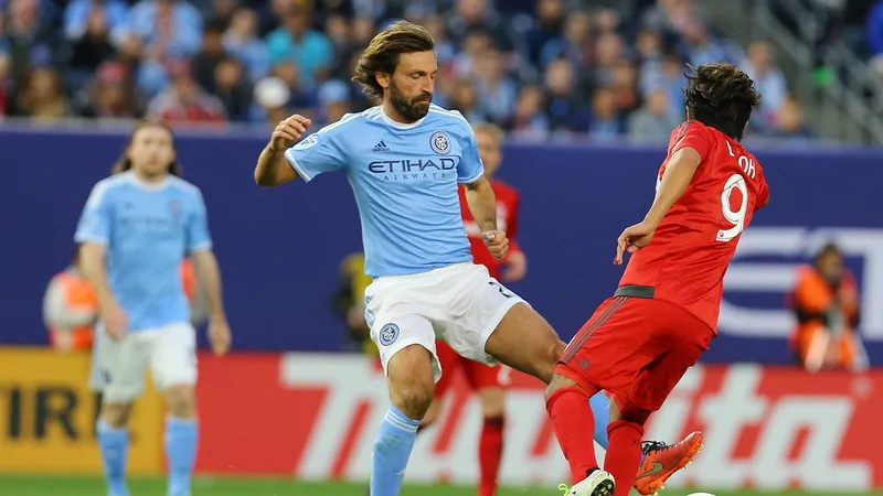Andrea Pirlo trong màu áo New York City. Ảnh: Getty Images.