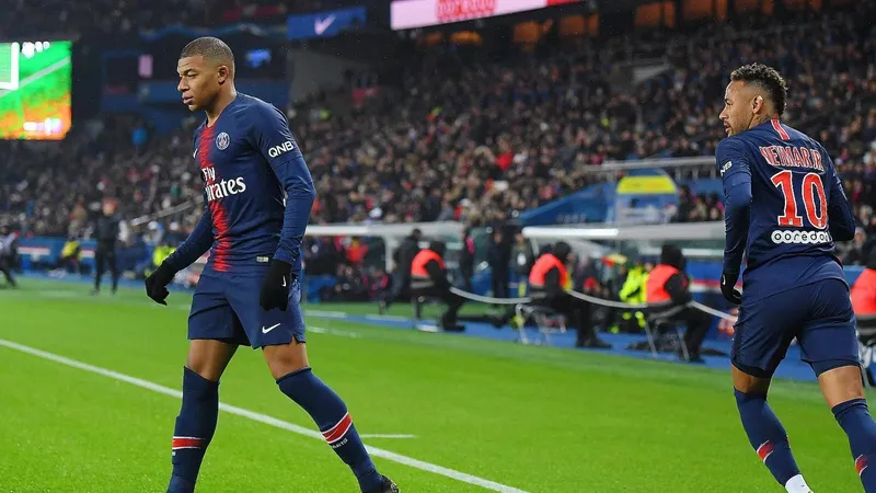 Neymar và Kylian Mbappe