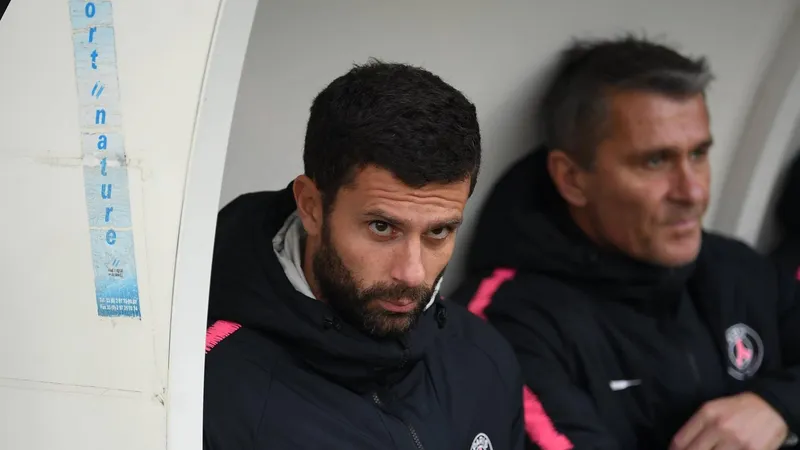 Antero Henrique kiếm chuyện ở PSG
