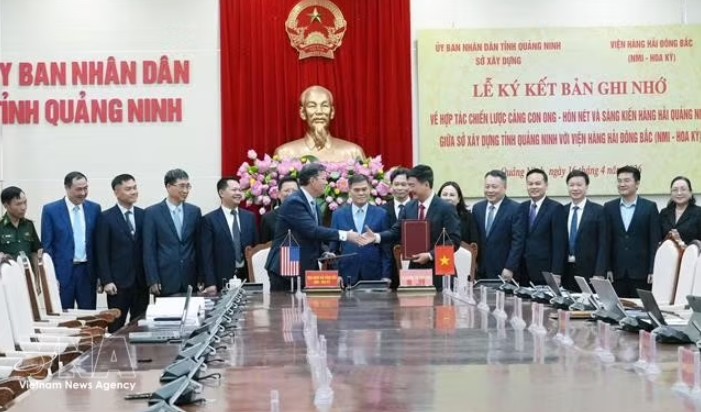 广宁省推动与美国伙伴在海港及海运领域的战略合作