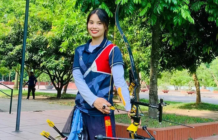 Ánh Nguyệt là một trong những niềm hy vọng huy chương vàng của đội bắn cung Hà Nội tại Đại hội thể thao toàn quốc năm nay. Ảnh: A.NGUYỆT