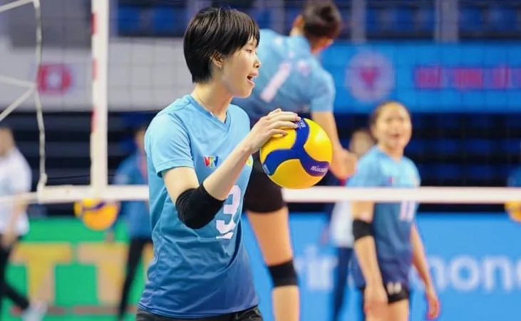 Chủ công Trần Thị Thanh Thúy đã chơi tốt tuy nhiên đội bóng của mình không có kết quả chiến thắng đầu tay. Ảnh: T.THẢO