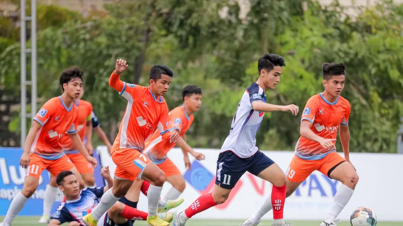 Trận chung kết đã diễn ra sôi nổi. Ảnh: BÁ DUY