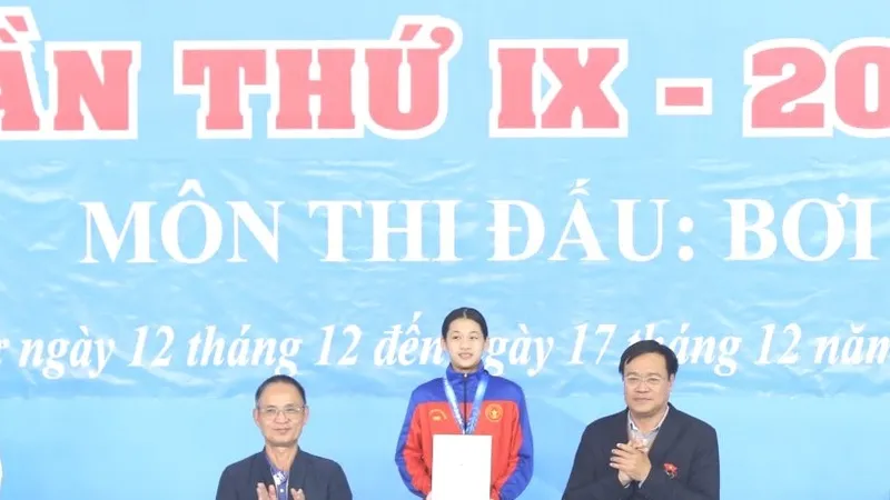 Gương mặt trẻ 13 tuổi Thúy Hiền của bơi Quân đội đã có kết quả tốt tại Đại hội thể thao toàn quốc lần 9-2022. Ảnh: LƯỢNG LƯỢNG