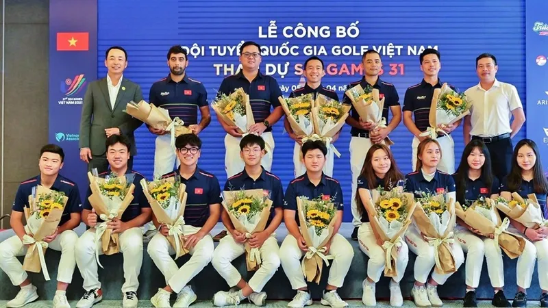Đội tuyển golf Việt Nam dự SEA Games 31 năm ngoái với nhiều gương mặt trẻ có chuyên môn tốt. Ảnh: VGA