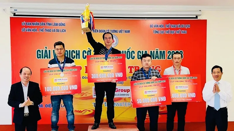 Phạm Thành Bảo là nhà vô địch cờ tiêu chuẩn năm nay. Ảnh: THÀNH TRUNG