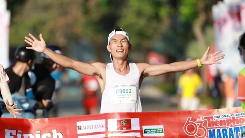 Hoàng Nguyên Thanh đang là đương kim vô địch cự ly marathon nam tại giải đấu. Ảnh: NHƯ Ý